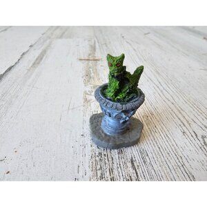 Lemax cat plant potter Halloween decor unique‎ kitten village